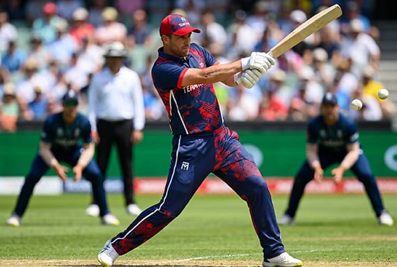 Custom Team Uniform Manufacturer-cricket-uniform